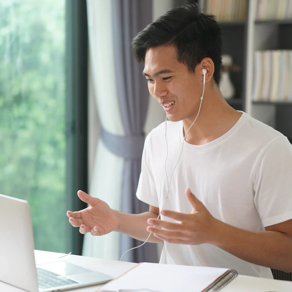 Hablar más que tu profesor es clave para avanzar en inglés